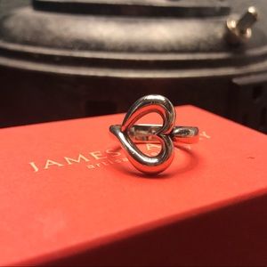 James Avery RETIRED Heart Ring